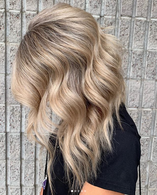 SOPHISTICATE'S HAIRSTYLE GUIDE